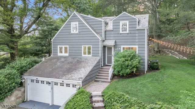 $999,000 | 359 Dogwood Way, Mountainside, NJ 07092