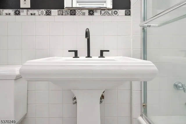 $999,000 | 359 Dogwood Way, Mountainside, NJ 07092