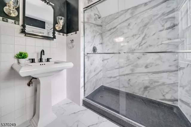 $999,000 | 359 Dogwood Way, Mountainside, NJ 07092