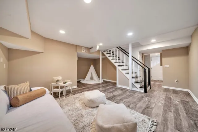 $999,000 | 359 Dogwood Way, Mountainside, NJ 07092