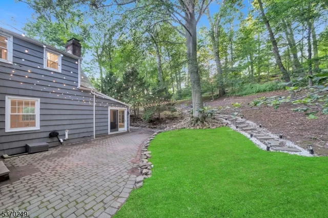 $999,000 | 359 Dogwood Way, Mountainside, NJ 07092