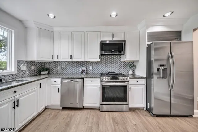 $999,000 | 359 Dogwood Way, Mountainside, NJ 07092