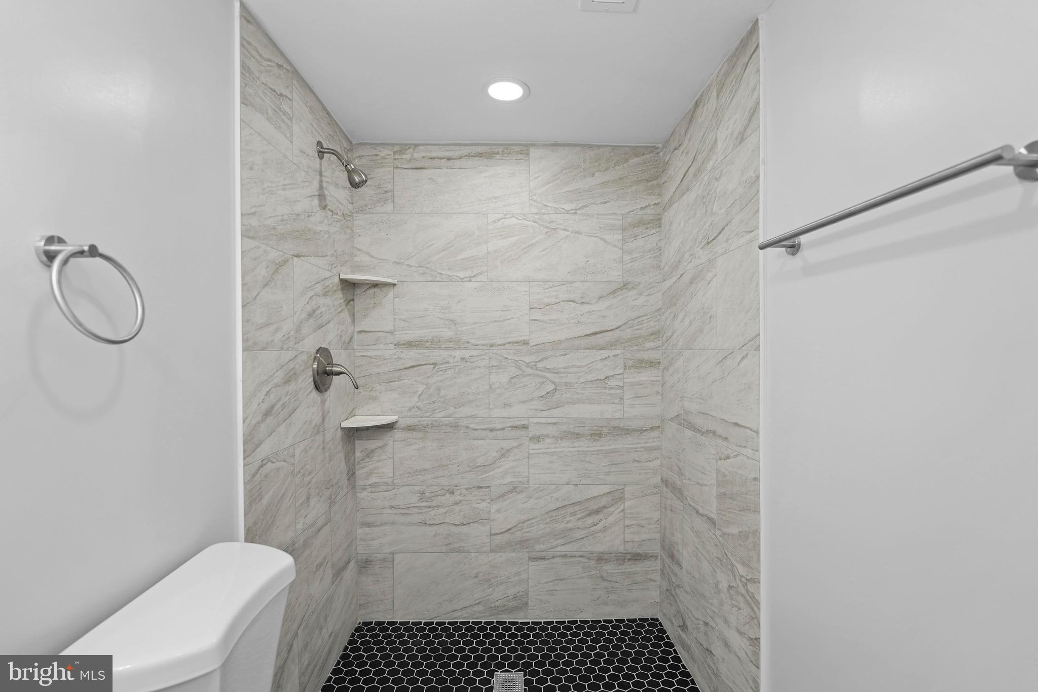 2330 Jameson Street Temple Hills, MD 20748 - Photo 24 of 43