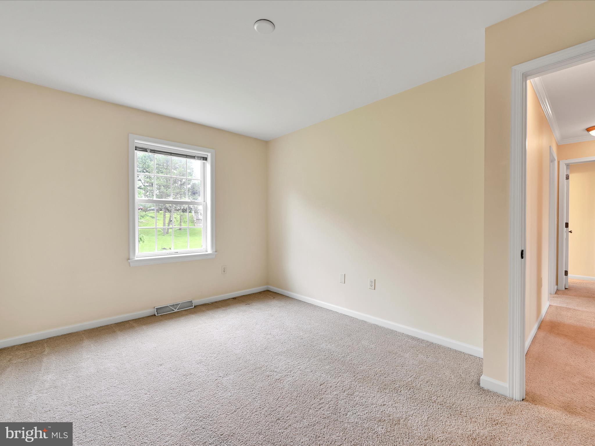 7 West Ridge Road Lititz, PA 17543 - Photo 21 of 40 an empty room with windows