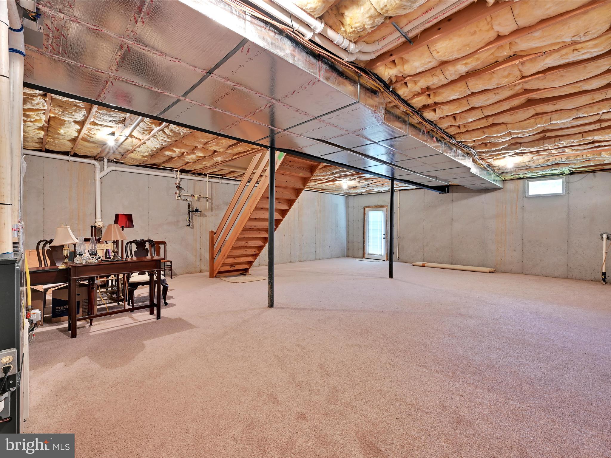 7 West Ridge Road Lititz, PA 17543 - Photo 31 of 40 a view of the room with wooden floor and furniture