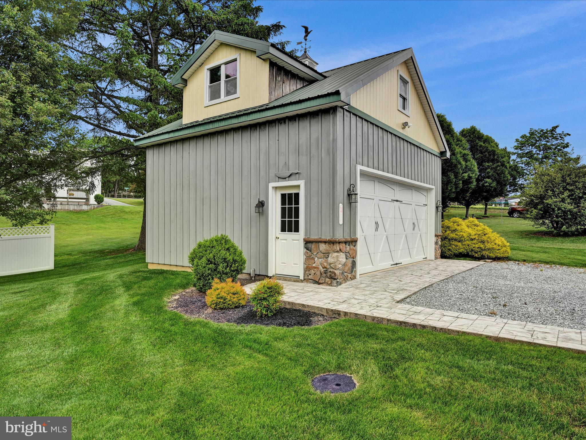 7 West Ridge Road Lititz, PA 17543 - Photo 33 of 40 a front view of a house with garden