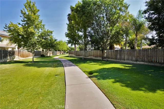 $525,000 | 1095 Paradise Drive, Lemoore, CA 93245