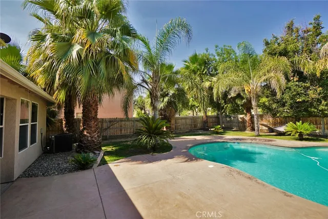 $525,000 | 1095 Paradise Drive, Lemoore, CA 93245