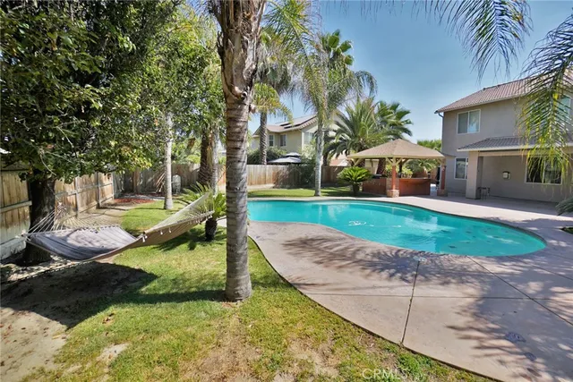 $525,000 | 1095 Paradise Drive, Lemoore, CA 93245