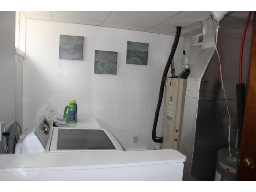 121 Rippling Run Road Kingsport, TN 37663 - Photo 19 of 28 Laundry Room