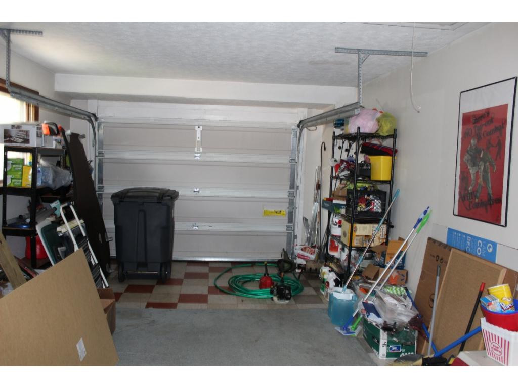 121 Rippling Run Road Kingsport, TN 37663 - Photo 27 of 28 Attached Garage