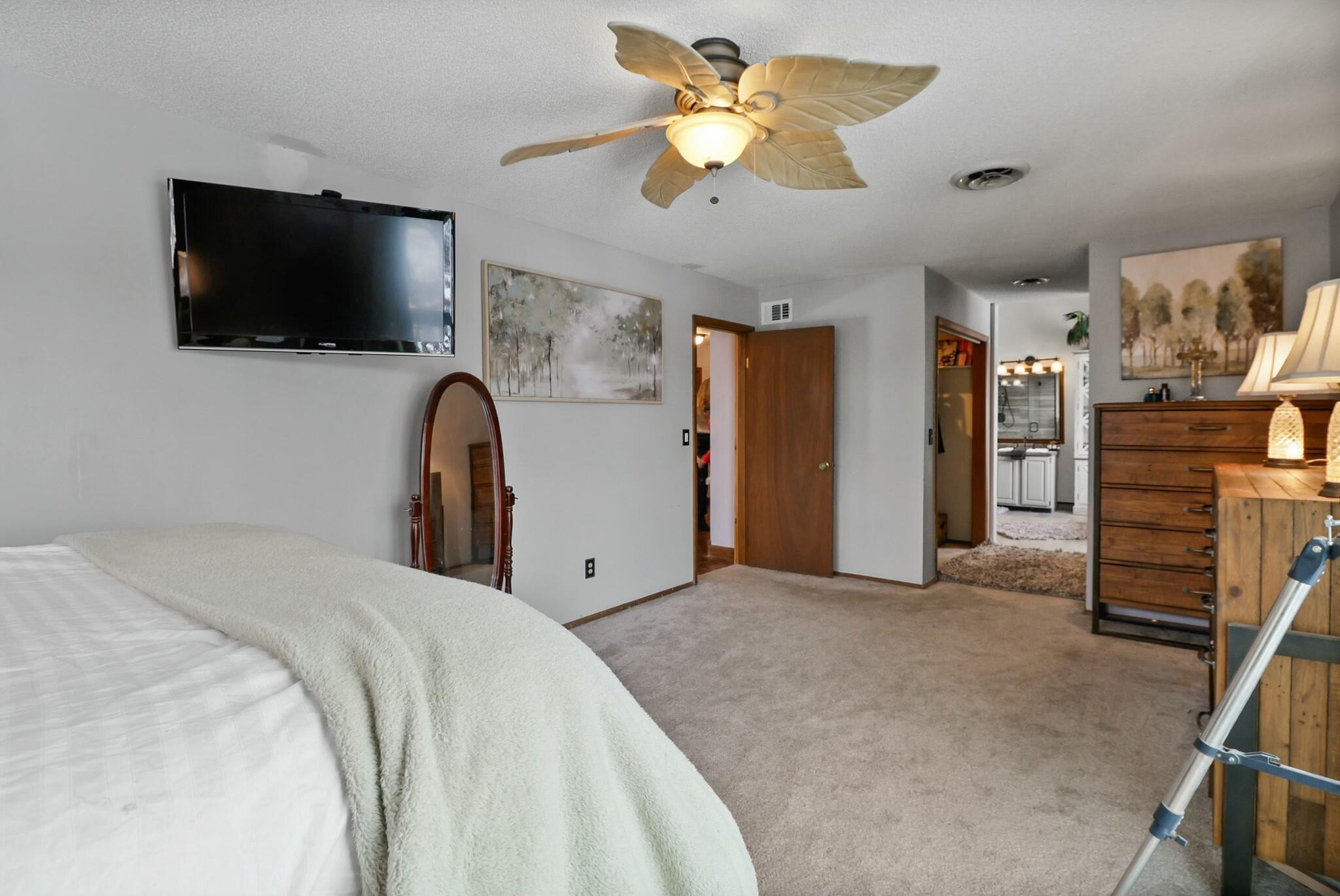1005 Coldstream Court Crown Point, IN 46307 - Photo 23 of 39 2048x1371