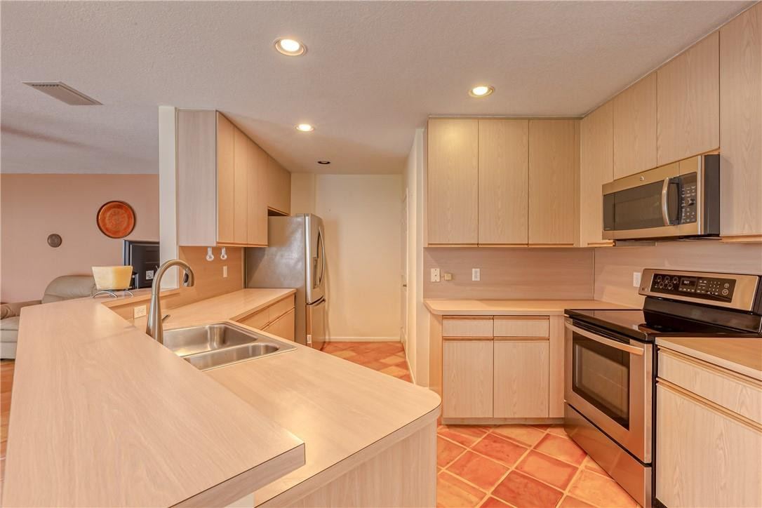 17252 Balboa Point Way Boca Raton, FL 33487 - Photo 4 of 62 Photo 4