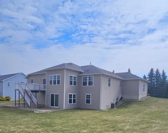 $570,000 | 6768 Northfield Street Southwest, Byron Center, MI 49315