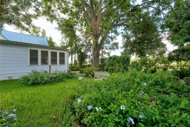 $1,800 | 101 Short Street, Unit A, Smithville, TX 78957