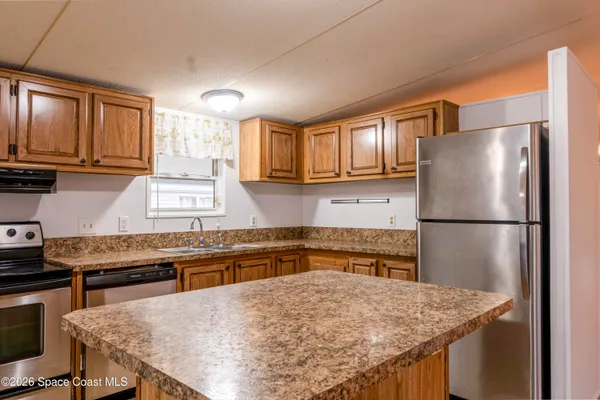 $1,950 | 1612 Cocoa Bay Boulevard, Cocoa, FL 32926