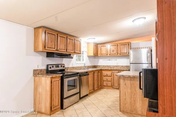 $1,950 | 1612 Cocoa Bay Boulevard, Cocoa, FL 32926