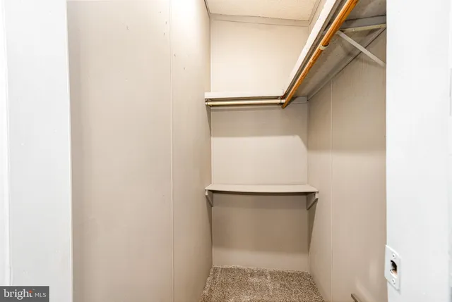 $80,700 | 18 Crystal Drive, Manheim, PA 17545