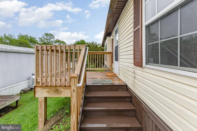 $80,700 | 18 Crystal Drive, Manheim, PA 17545