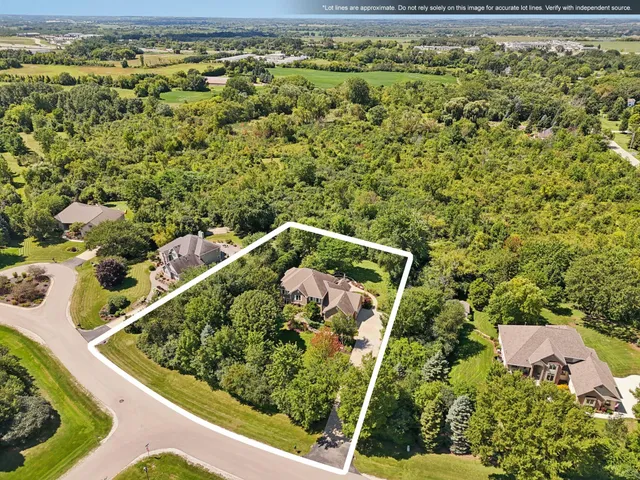$900,000 | 5408 Oldfield Drive, Caledonia, WI 53108