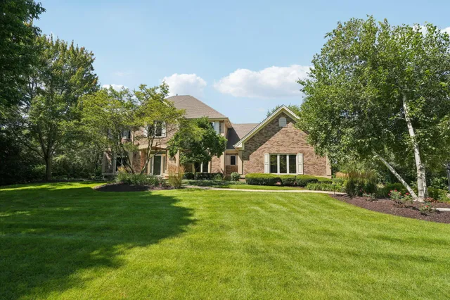 $900,000 | 5408 Oldfield Drive, Caledonia, WI 53108