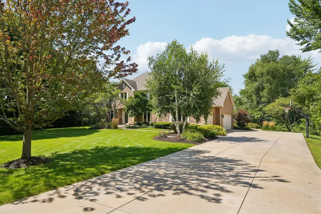 $900,000 | 5408 Oldfield Drive, Caledonia, WI 53108