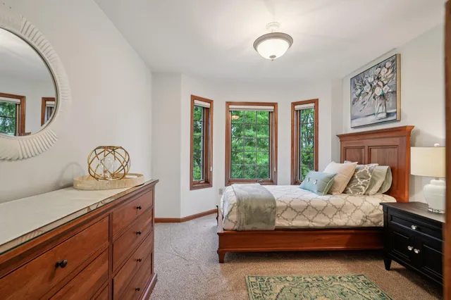 $900,000 | 5408 Oldfield Drive, Caledonia, WI 53108