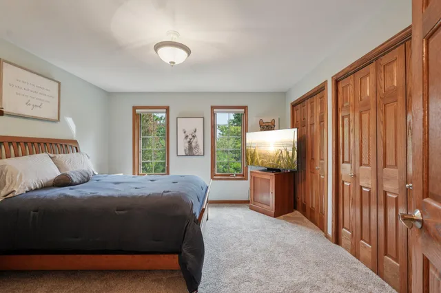 $900,000 | 5408 Oldfield Drive, Caledonia, WI 53108