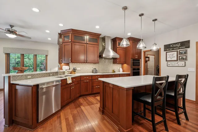 $900,000 | 5408 Oldfield Drive, Caledonia, WI 53108