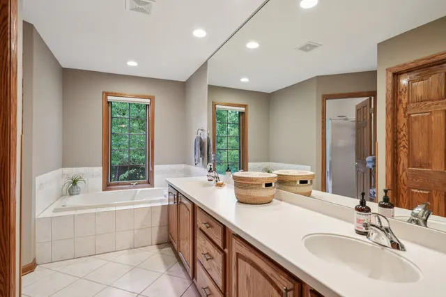 $900,000 | 5408 Oldfield Drive, Caledonia, WI 53108