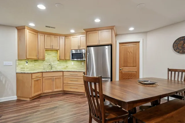 $900,000 | 5408 Oldfield Drive, Caledonia, WI 53108