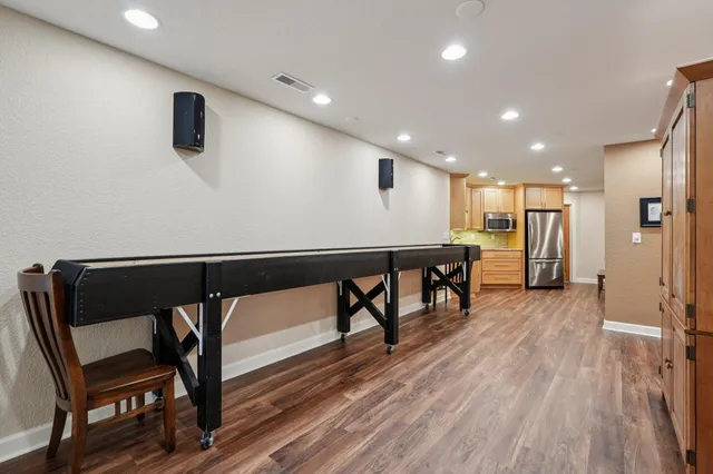 $900,000 | 5408 Oldfield Drive, Caledonia, WI 53108