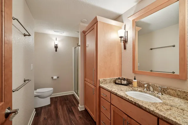 $900,000 | 5408 Oldfield Drive, Caledonia, WI 53108