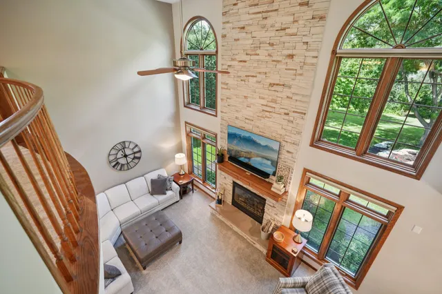 $900,000 | 5408 Oldfield Drive, Caledonia, WI 53108