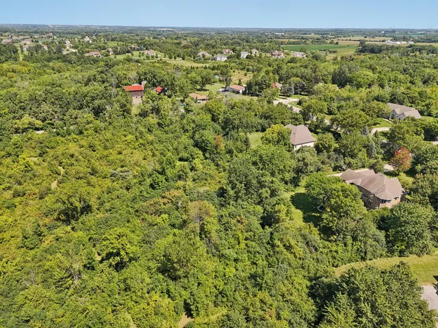 $900,000 | 5408 Oldfield Drive, Caledonia, WI 53108