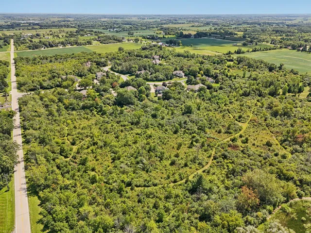 $900,000 | 5408 Oldfield Drive, Caledonia, WI 53108