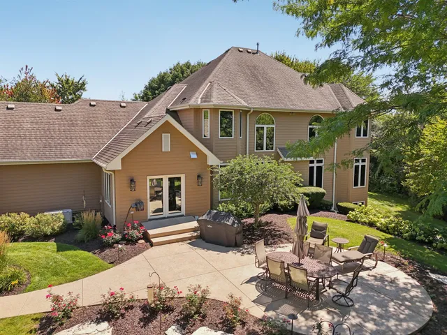 $900,000 | 5408 Oldfield Drive, Caledonia, WI 53108