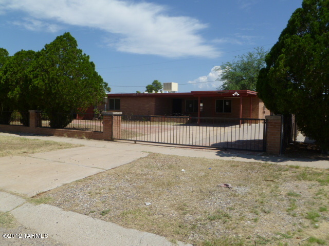 5741 South Rex Stravenue Tucson, AZ 85706 - Photo 1 of 12 Gallery Image 1