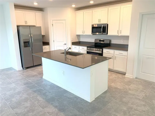 $2,700 | 2731 Runners Circle, Clermont, FL 34714