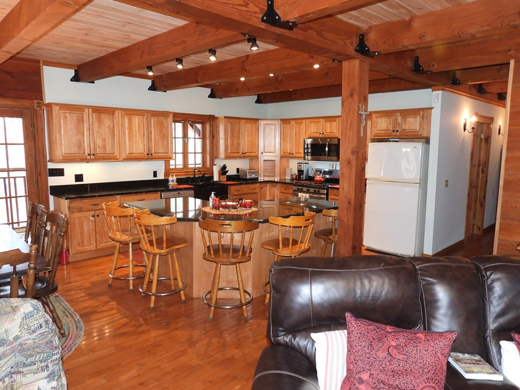 344 Trim Road Morrisonville, NY 12962 - Photo 6 of 36 Gallery Image 6