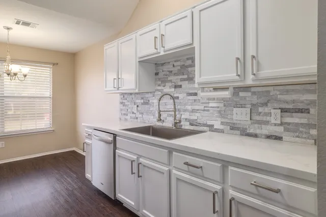 $1,800 | 1019 Leeds Castle Walk, Georgetown, TX 78626