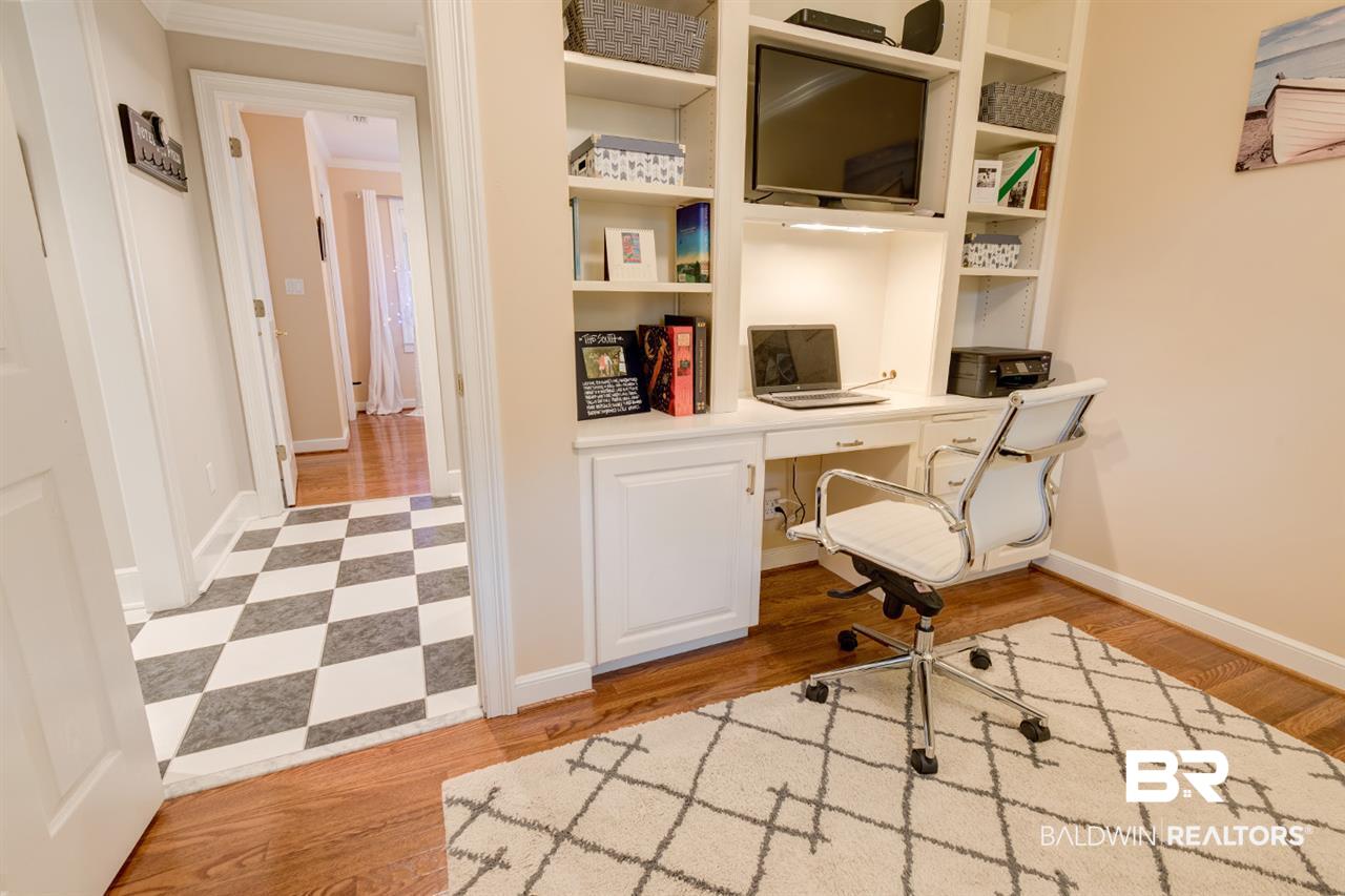 110 Fairhope Avenue, Unit 7 Fairhope, AL 36532 - Photo 15 of 26