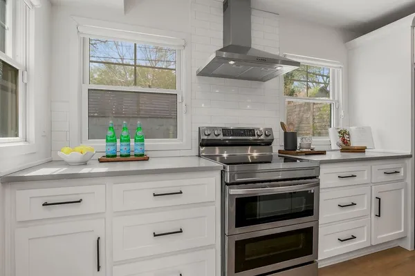 $775,000 | 4536 Mercier Street, Kansas City, MO 64111