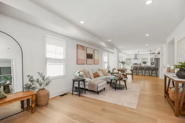 $775,000 | 4536 Mercier Street, Kansas City, MO 64111