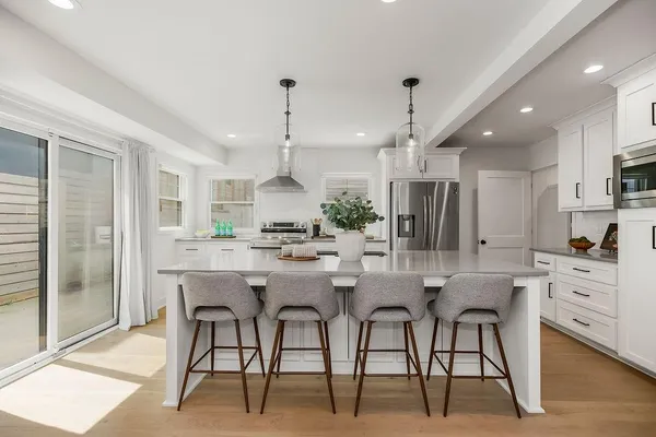 $775,000 | 4536 Mercier Street, Kansas City, MO 64111
