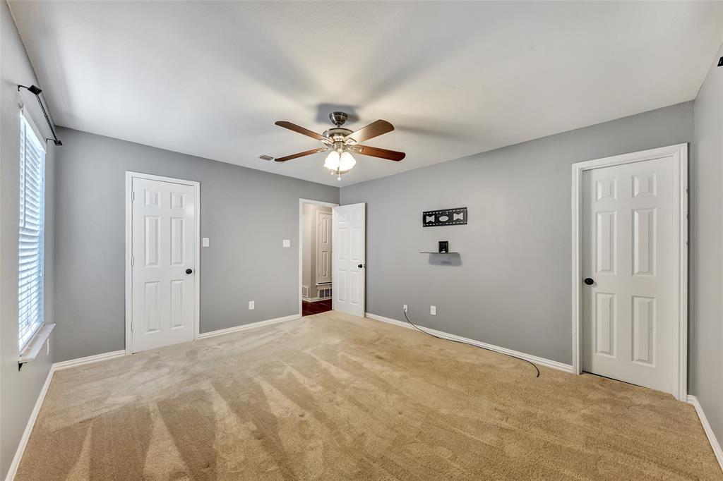 408 North Walnut Street Roanoke, TX 76262 - Photo 12 of 25