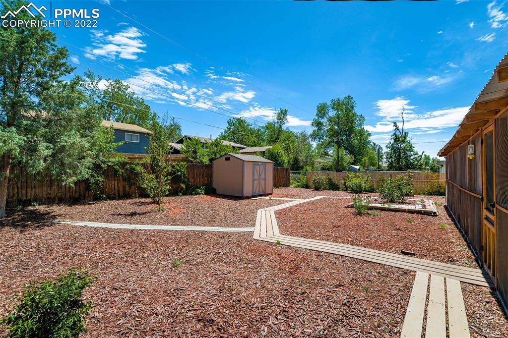 2515 Monterey Road Colorado Springs, CO 80910 - Photo 8 of 32 a view of a backyard