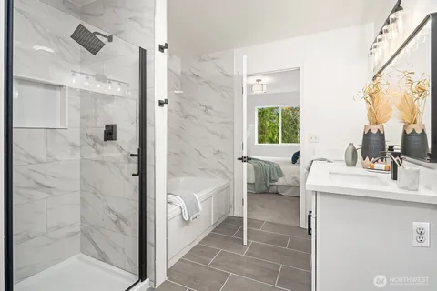 $1,045,000 | 20011 131st Place Northeast, Woodinville, WA 98072