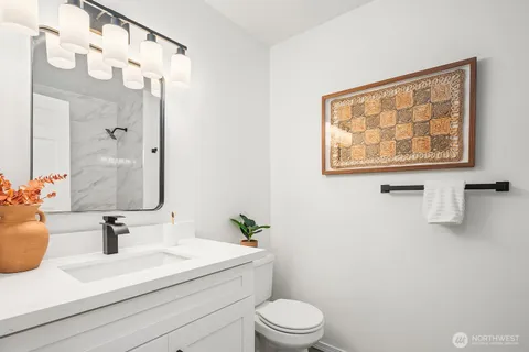 $1,045,000 | 20011 131st Place Northeast, Woodinville, WA 98072