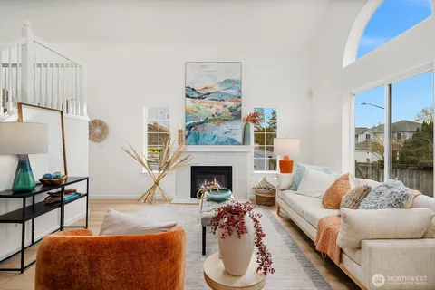 $1,045,000 | 20011 131st Place Northeast, Woodinville, WA 98072